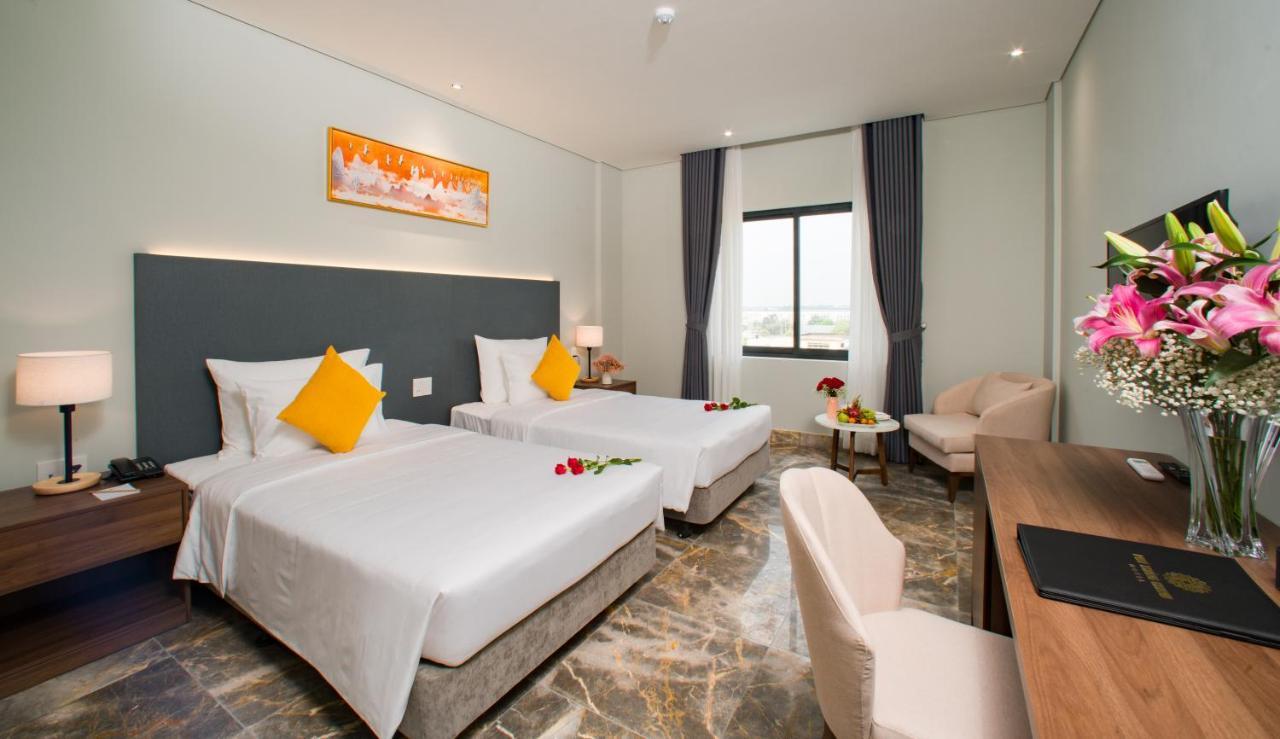 Phu Thang Grand Hotel Duc Hoa Экстерьер фото