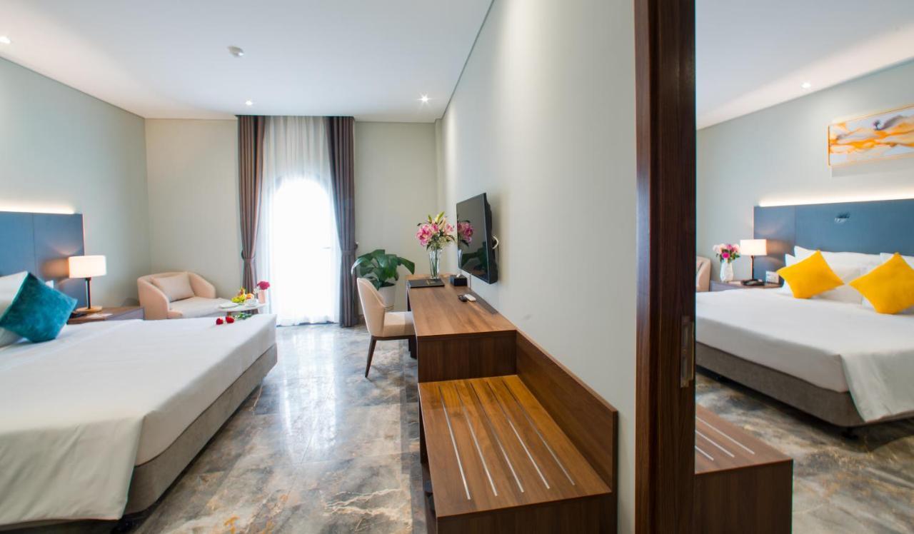 Phu Thang Grand Hotel Duc Hoa Экстерьер фото