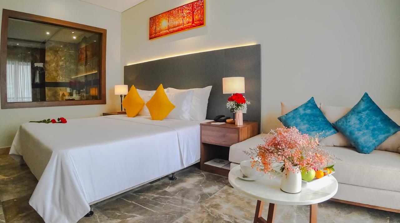 Phu Thang Grand Hotel Duc Hoa Экстерьер фото
